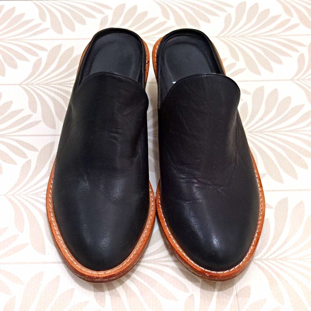 Womenโs Black Leather Slip-On Mule Block Heel Almond Toe Stitched EU 35